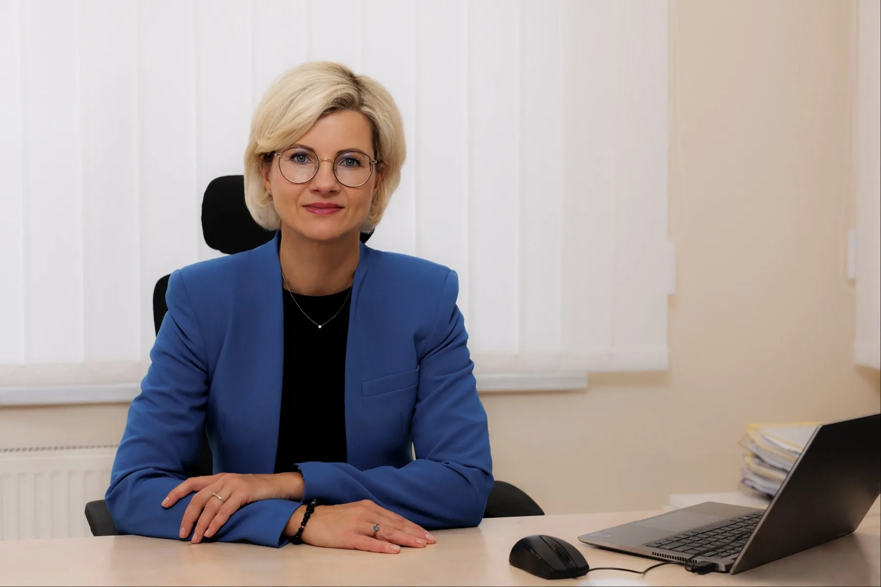 MixCollage-23-Jul-2024-01-53-PM-7740