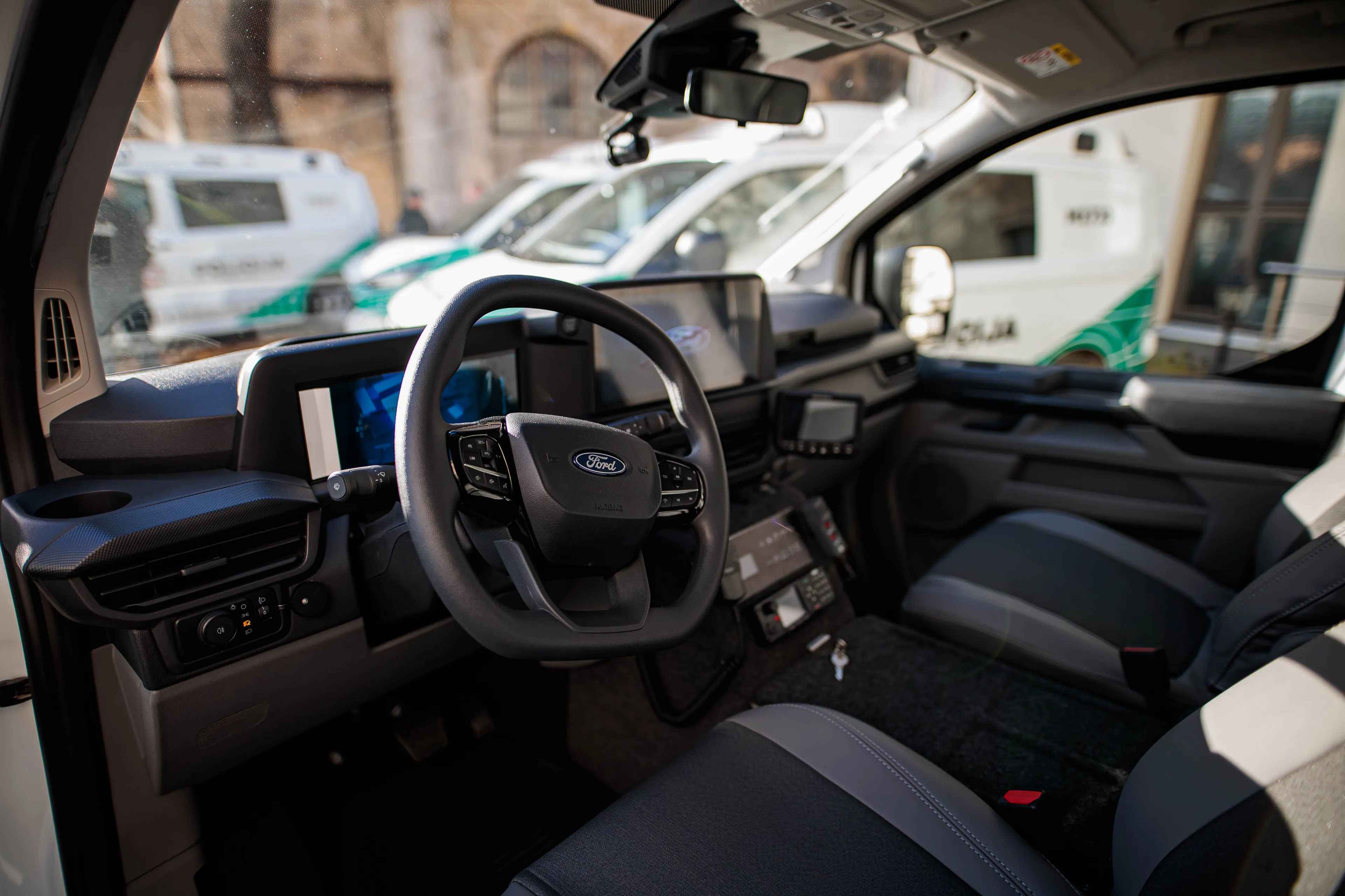 Nauji policijos tarnybiniai automobiliai / ELTA / J. Elinsko nuotr.