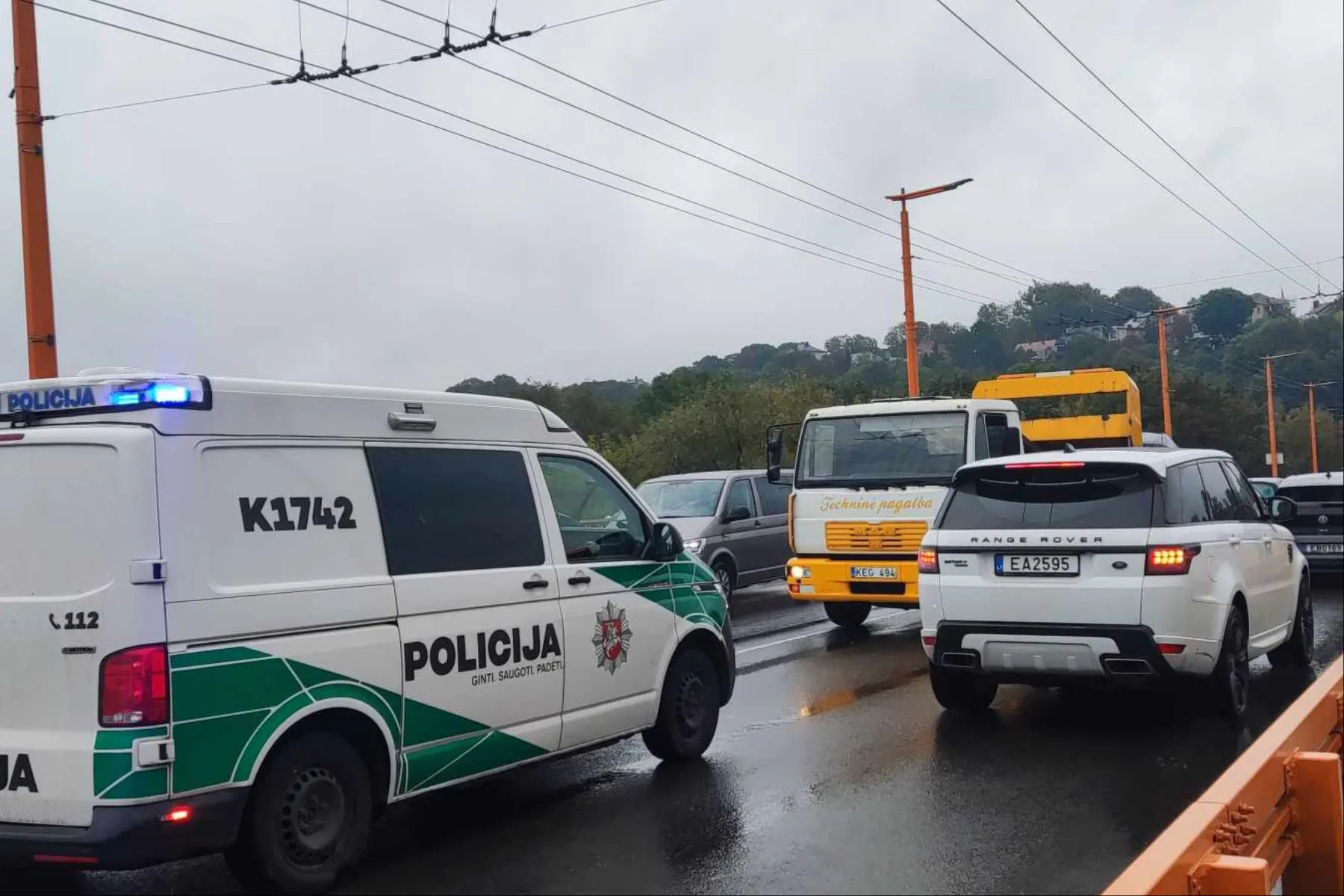 Paralyžiuotas eismas Kaune / Skaitytojų nuotr.