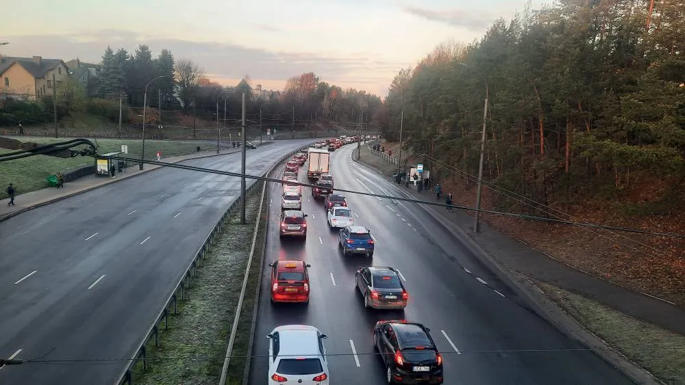 Kamštis Tvirtovės al. / Skaitytojos nuotr.