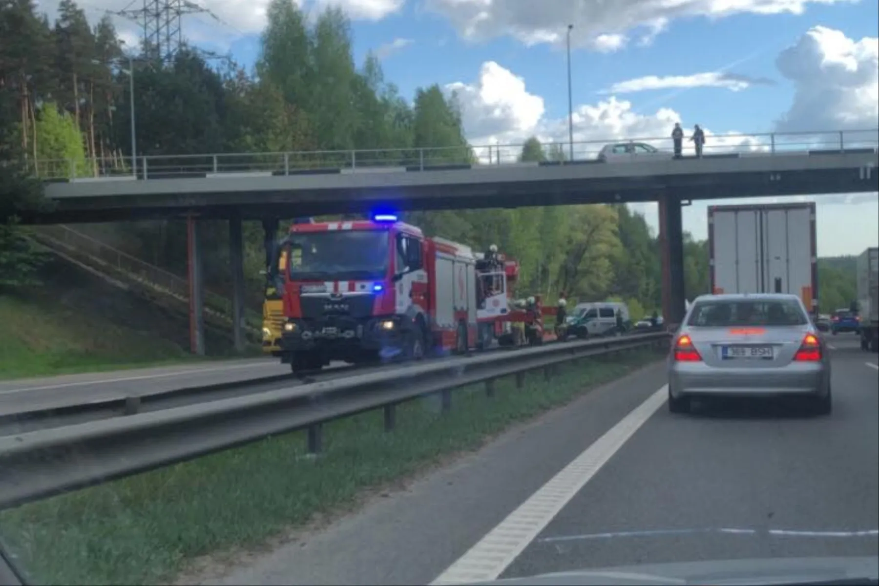 Specialiosios tarnybos A5 kelyje / Skaitytojų nuotr.