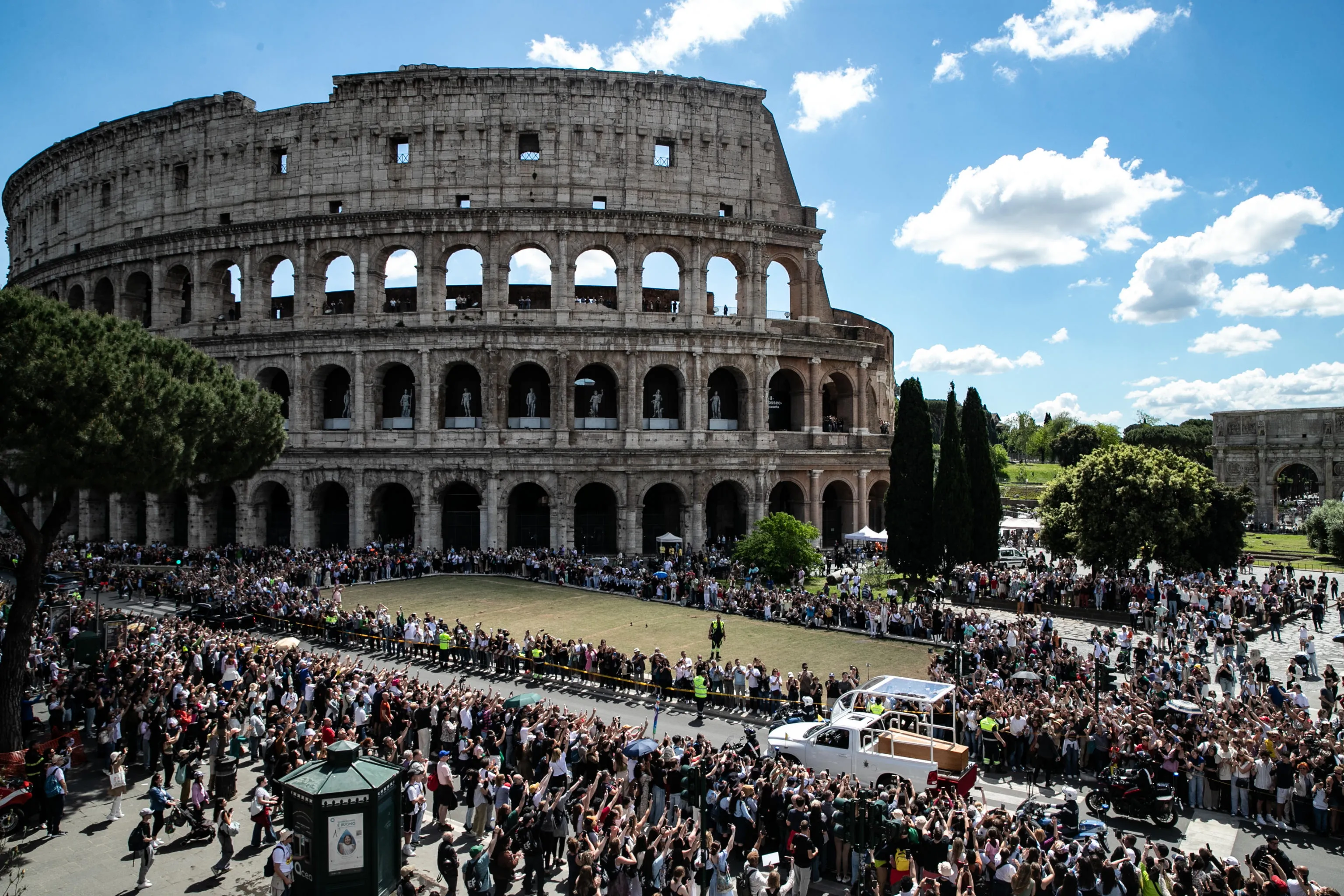 Popiežius palaidotas Švenčiausiosios Mergelės Marijos bazilikoje / EPA-ELTA nuotr.