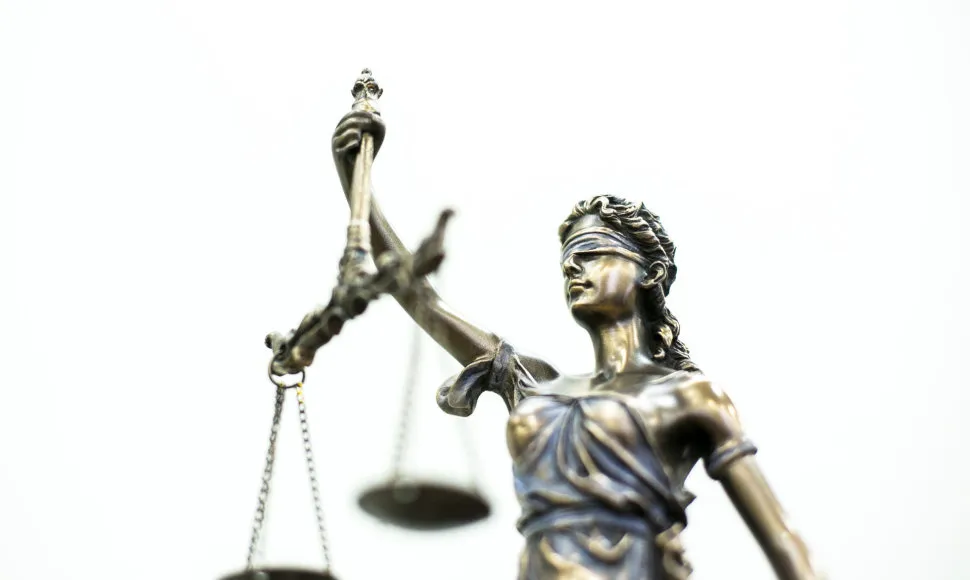 Temidė, teismas, teisingumas