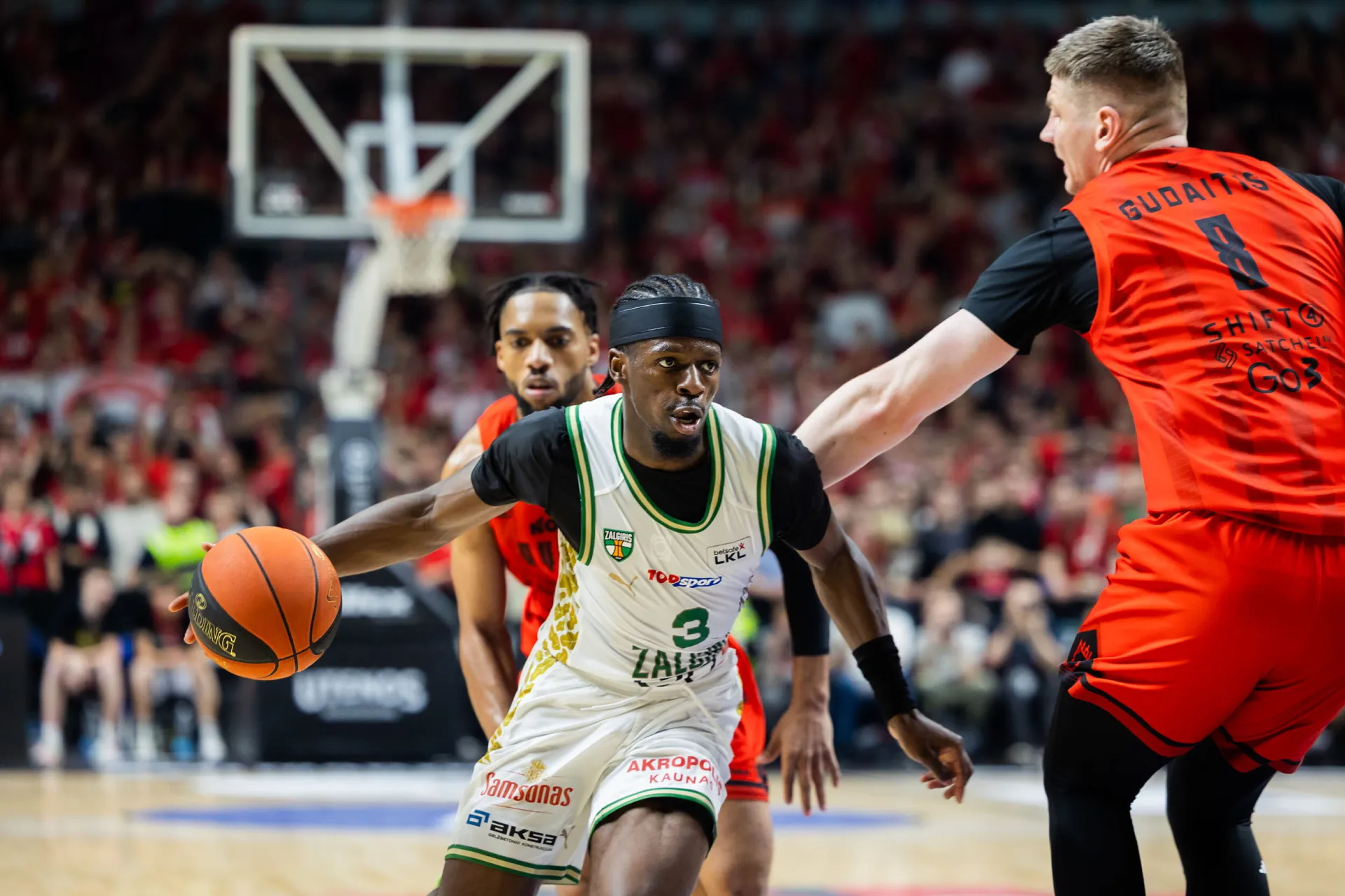 Atsitiesęs Kauno „Žalgiris“ dramatiškai išlygino finalo serijos rezultatą