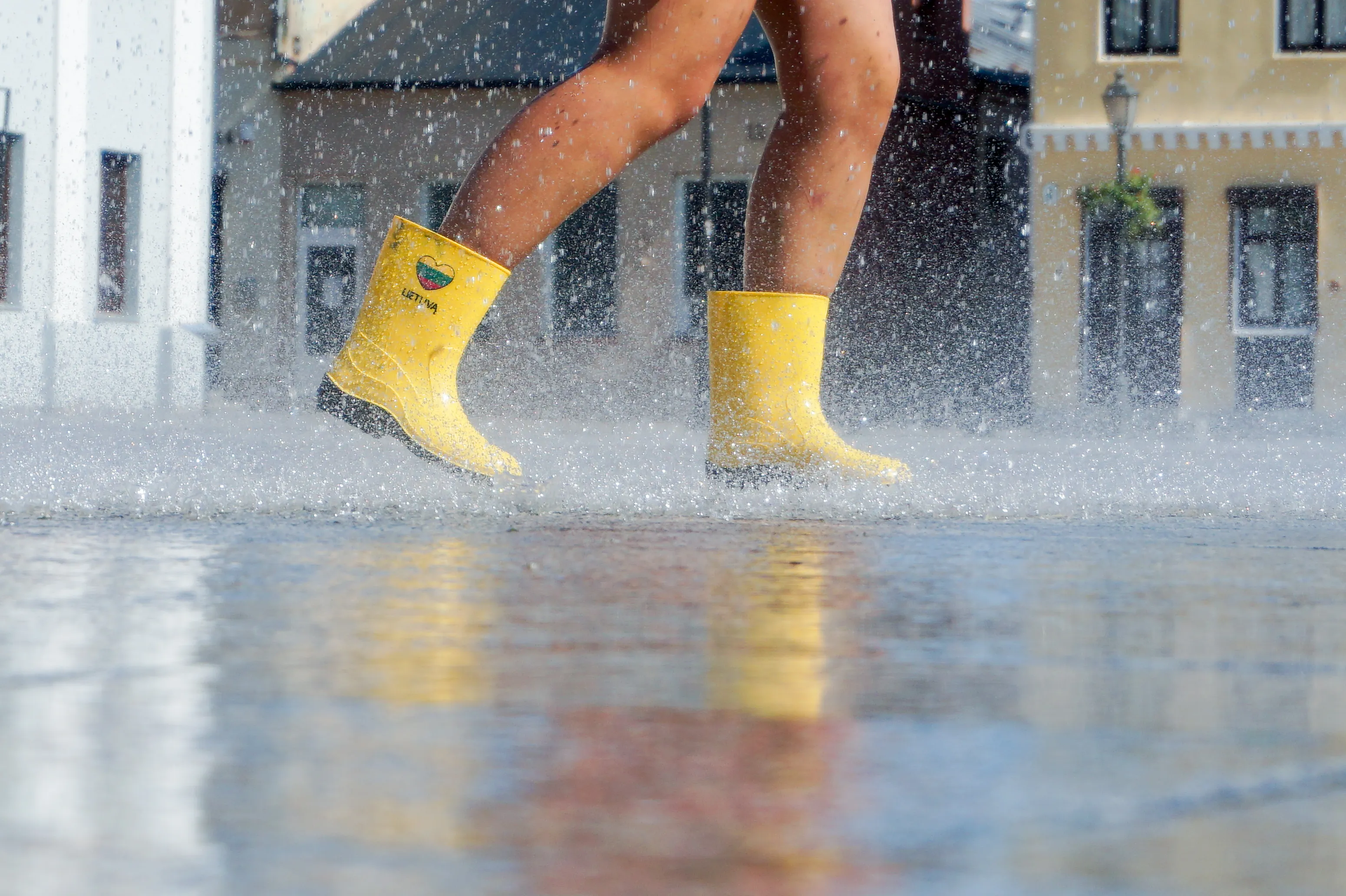 Mokomoji fotosesija dirbtiniame lietuje / programos lankytojų nuotr.