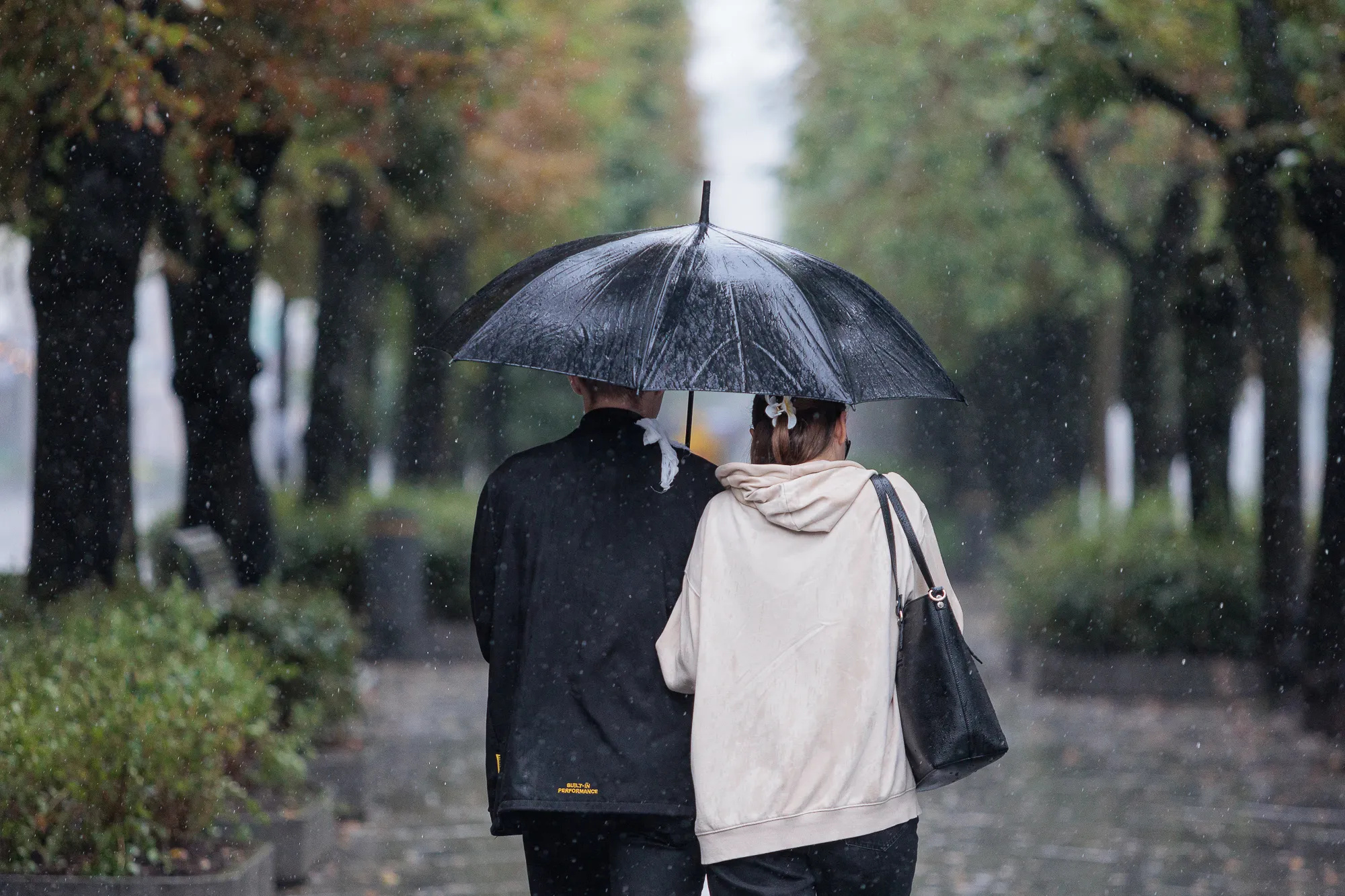 Lietus, skėčiai / R. Tenio nuotr.