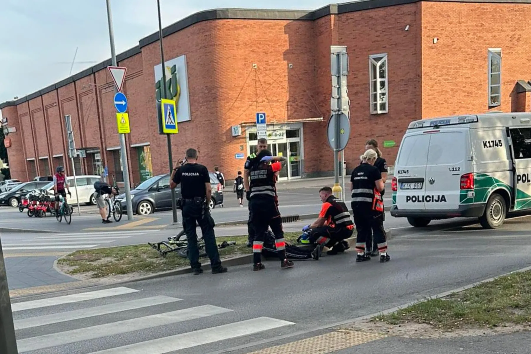 Tarnybos Jonavos gatvėje