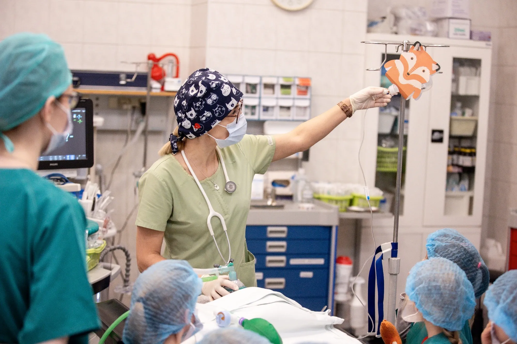„Žaislų ligoninė“, klinikos, vaikai, operacija