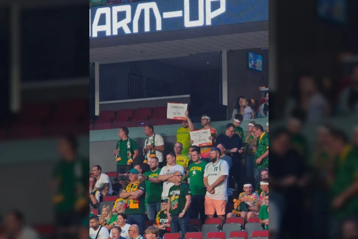 Lietuvos sirgaliai Latvijoje / FIBA nuotr.