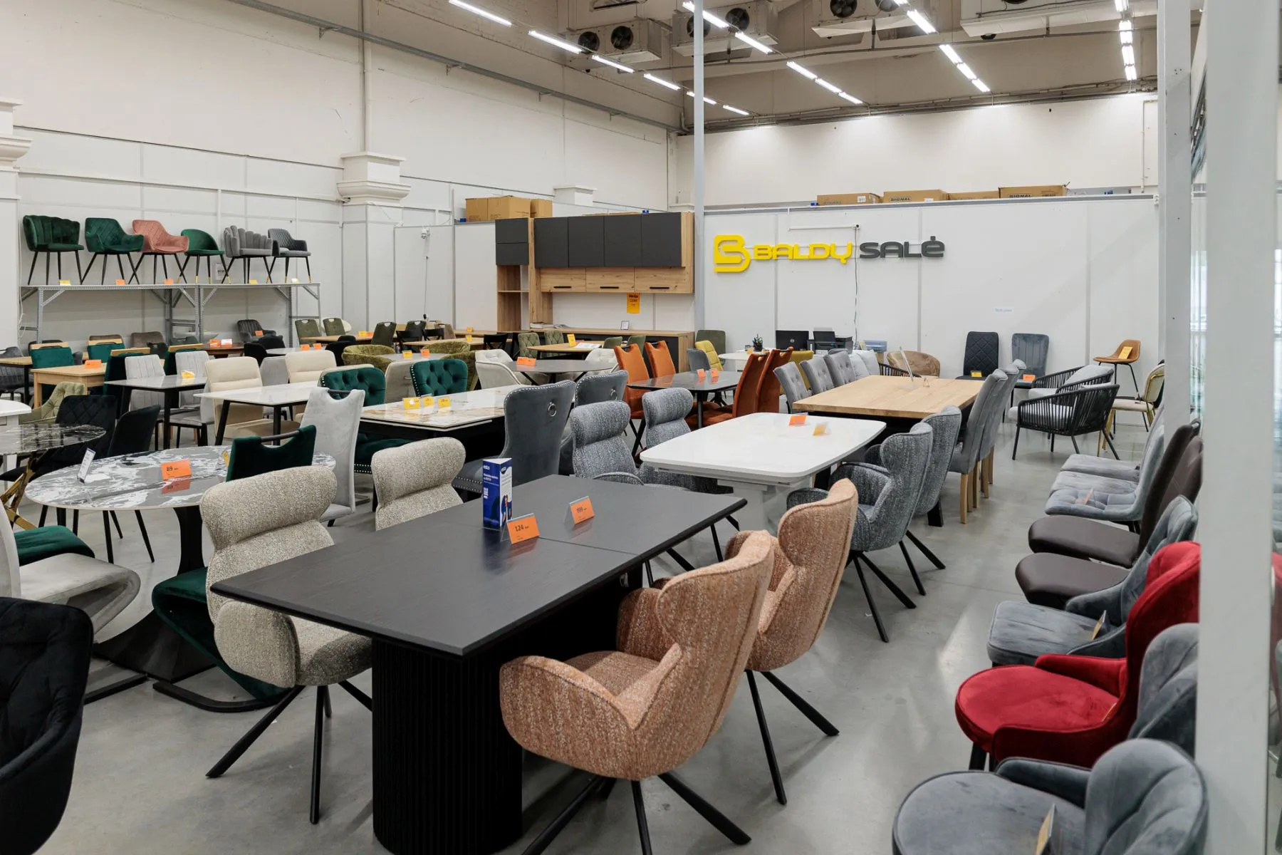 Baldų salonas „Baldusale.lt“ / R. Tenio nuotr.