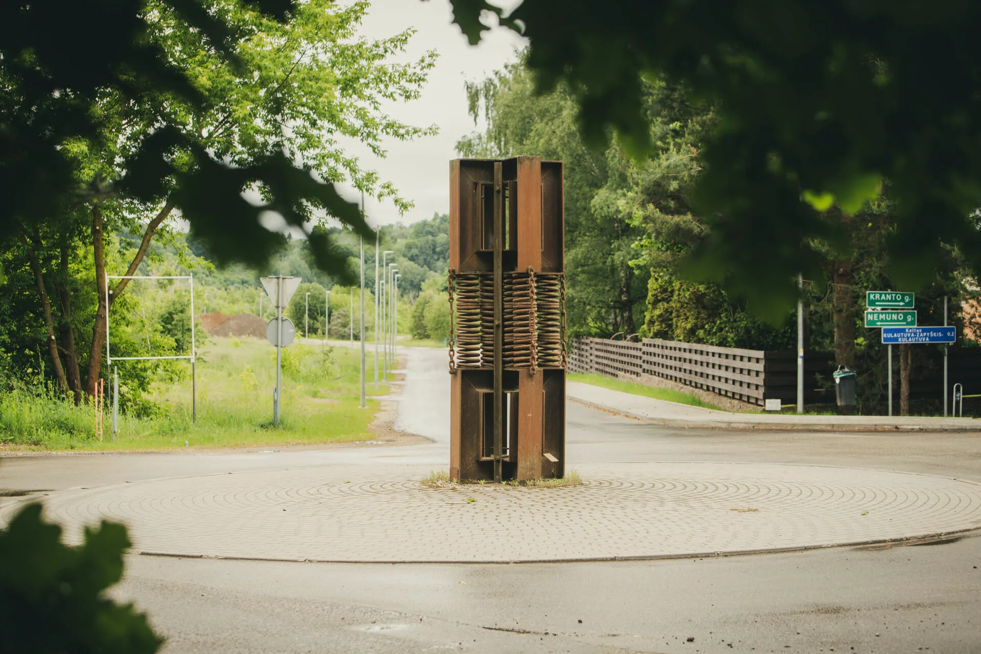 M. Ghiotti skulptūros Kauno rajone / D. Stankevičiaus nuotr.