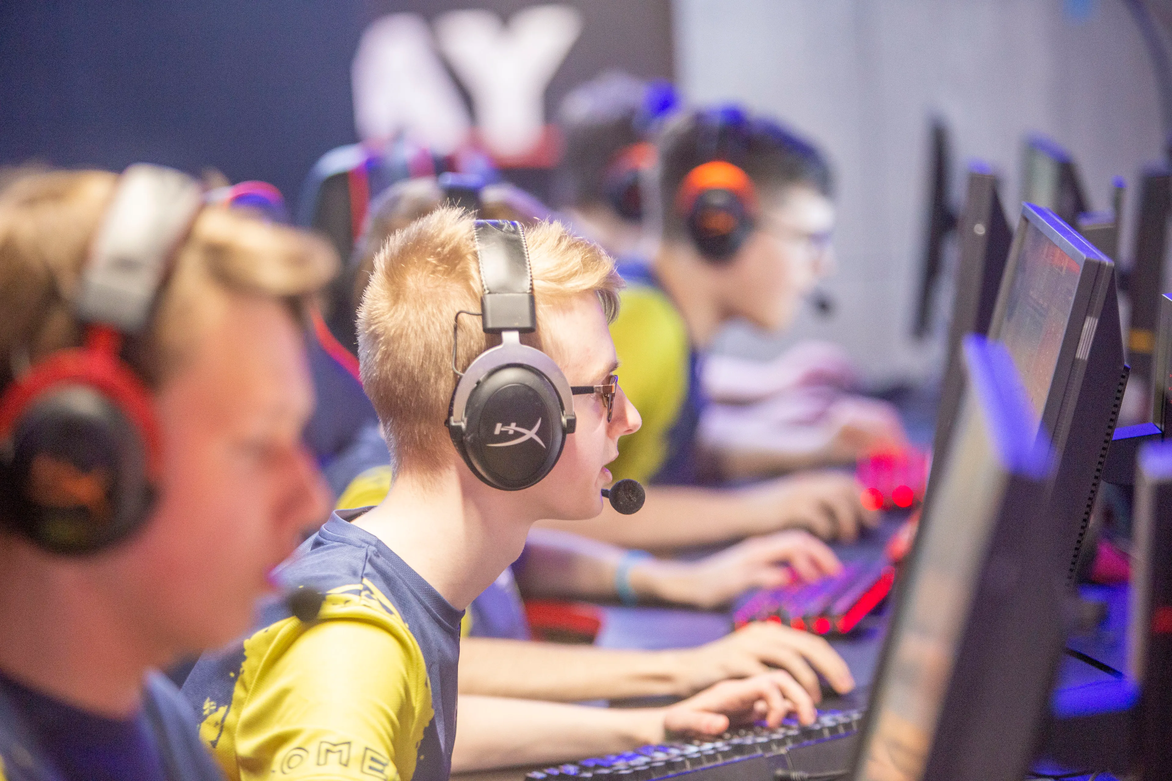 Kompiuteriniai žaidimai, esportas