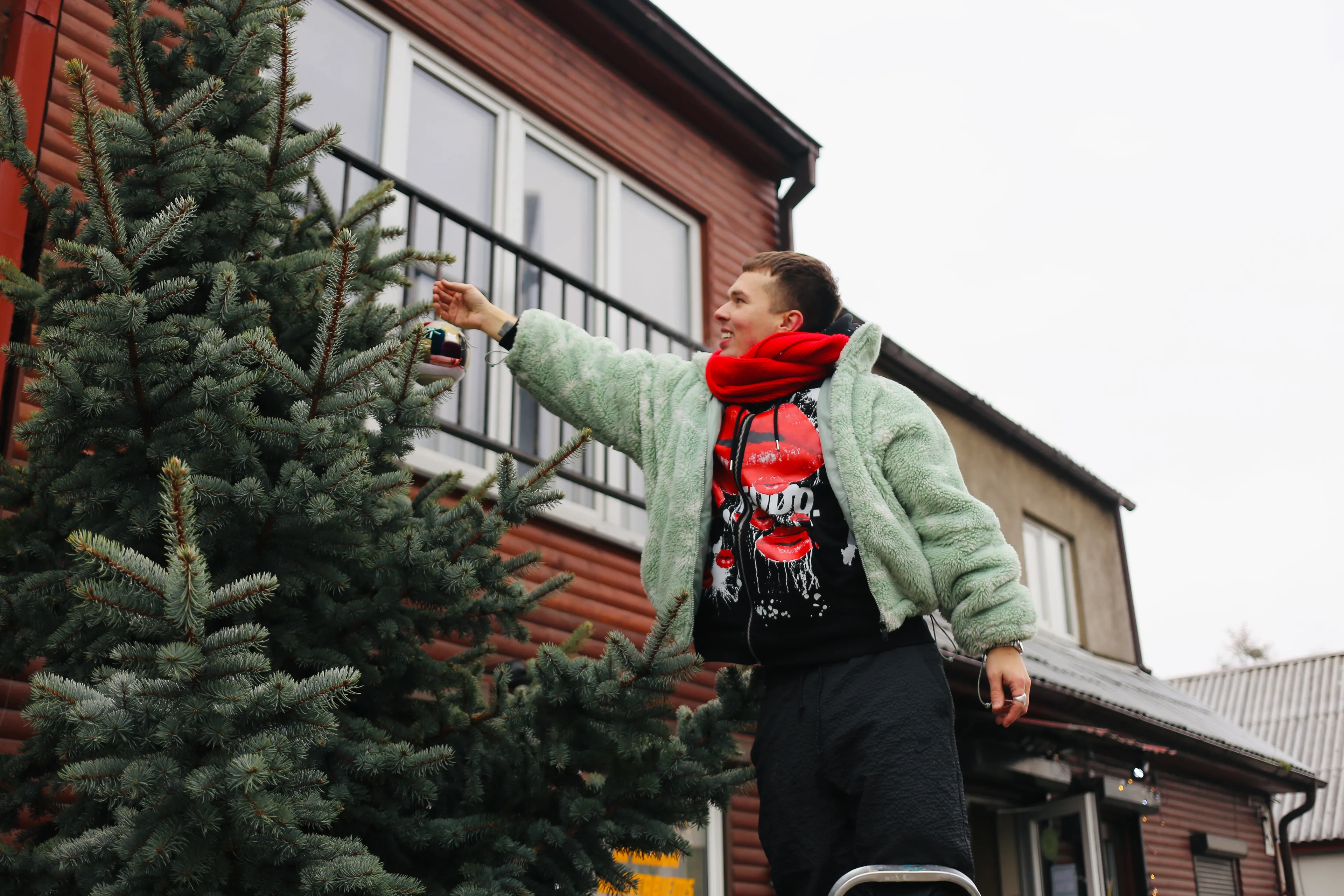 Žemųjų Šančių eglutė / org. nuotr.