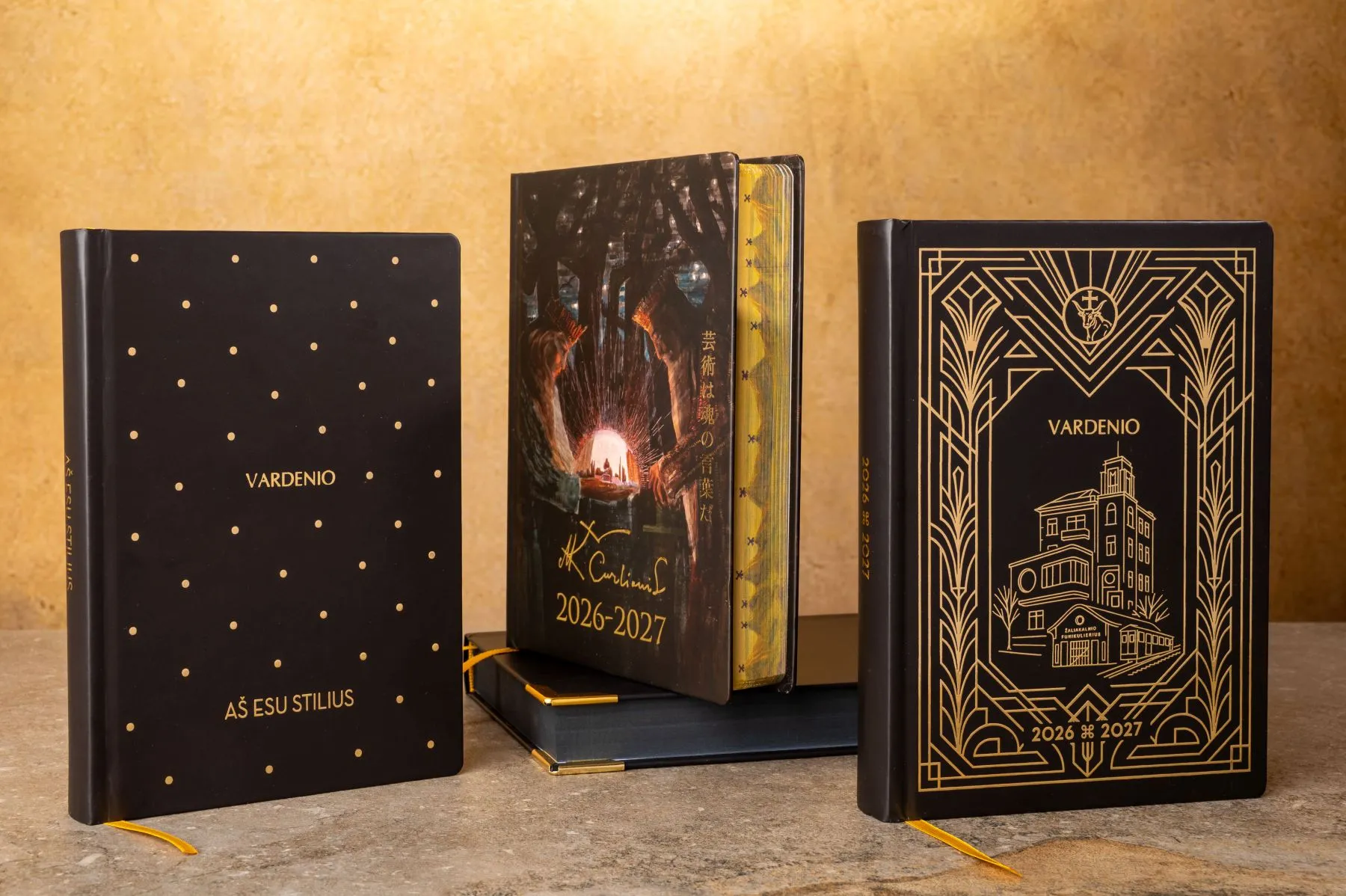 Pagrindinė - obuolys