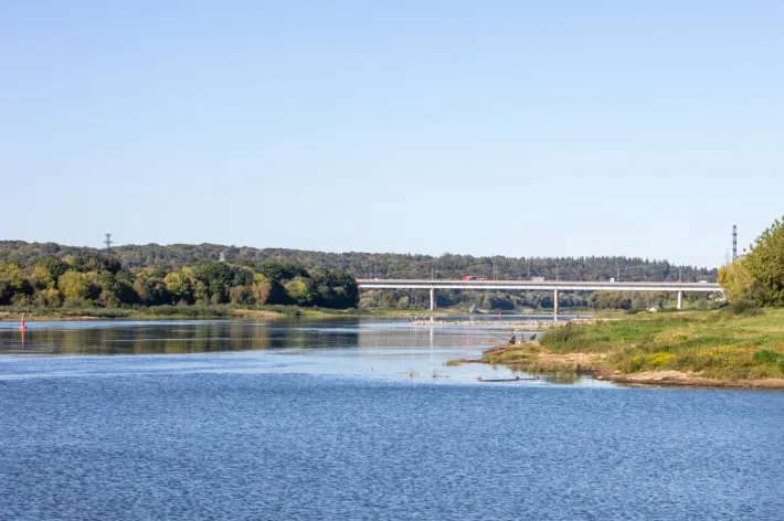 Teisėsauga pradėjo ikiteisminį tyrimą dėl gilinant Nemuną suformuoto pylimo