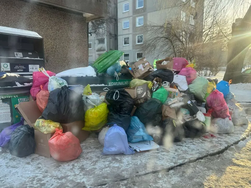 Neišvežtos šiukšlės