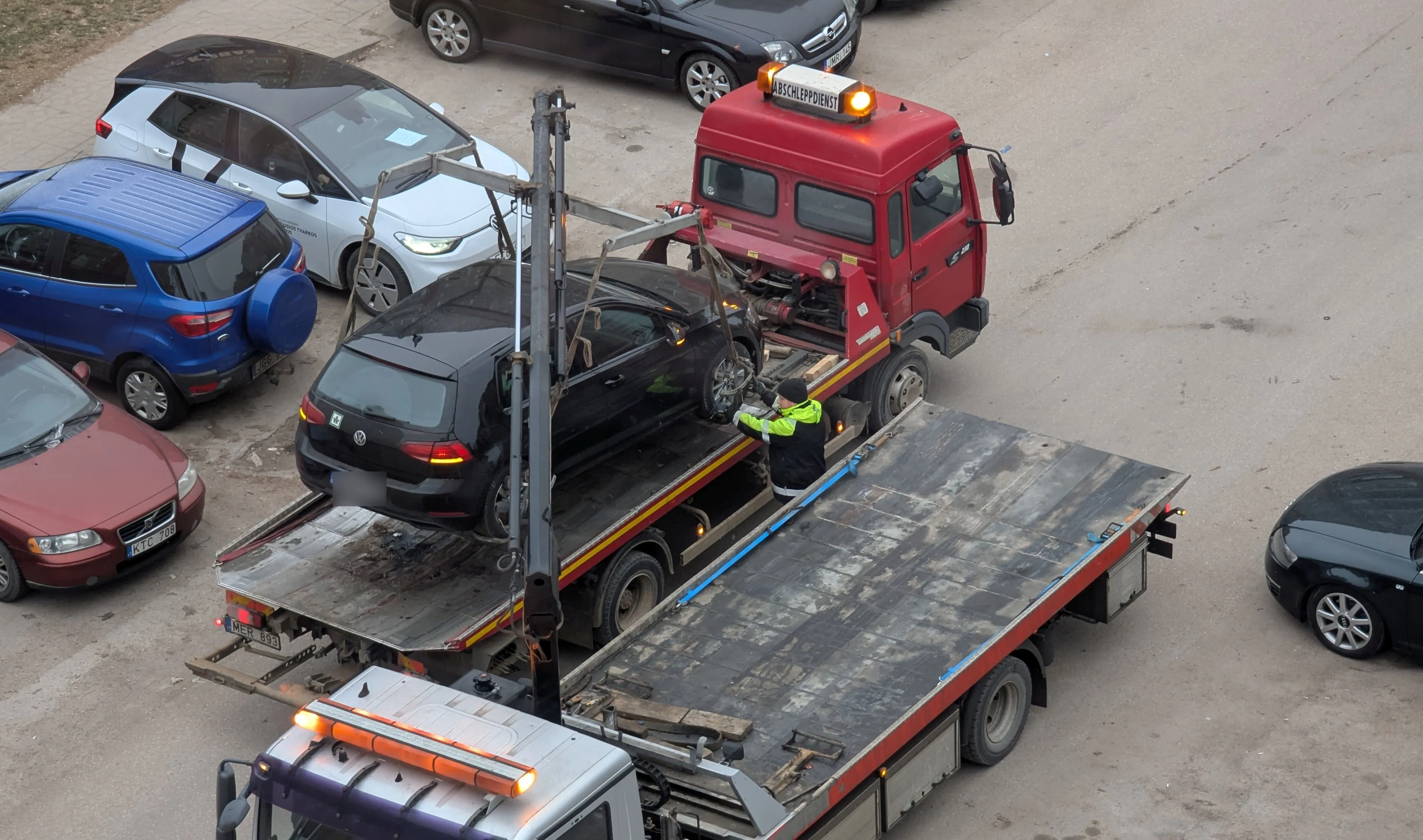 Kaunas tvarkosi: netinkamai priparkuoto automobilio galite neberasti