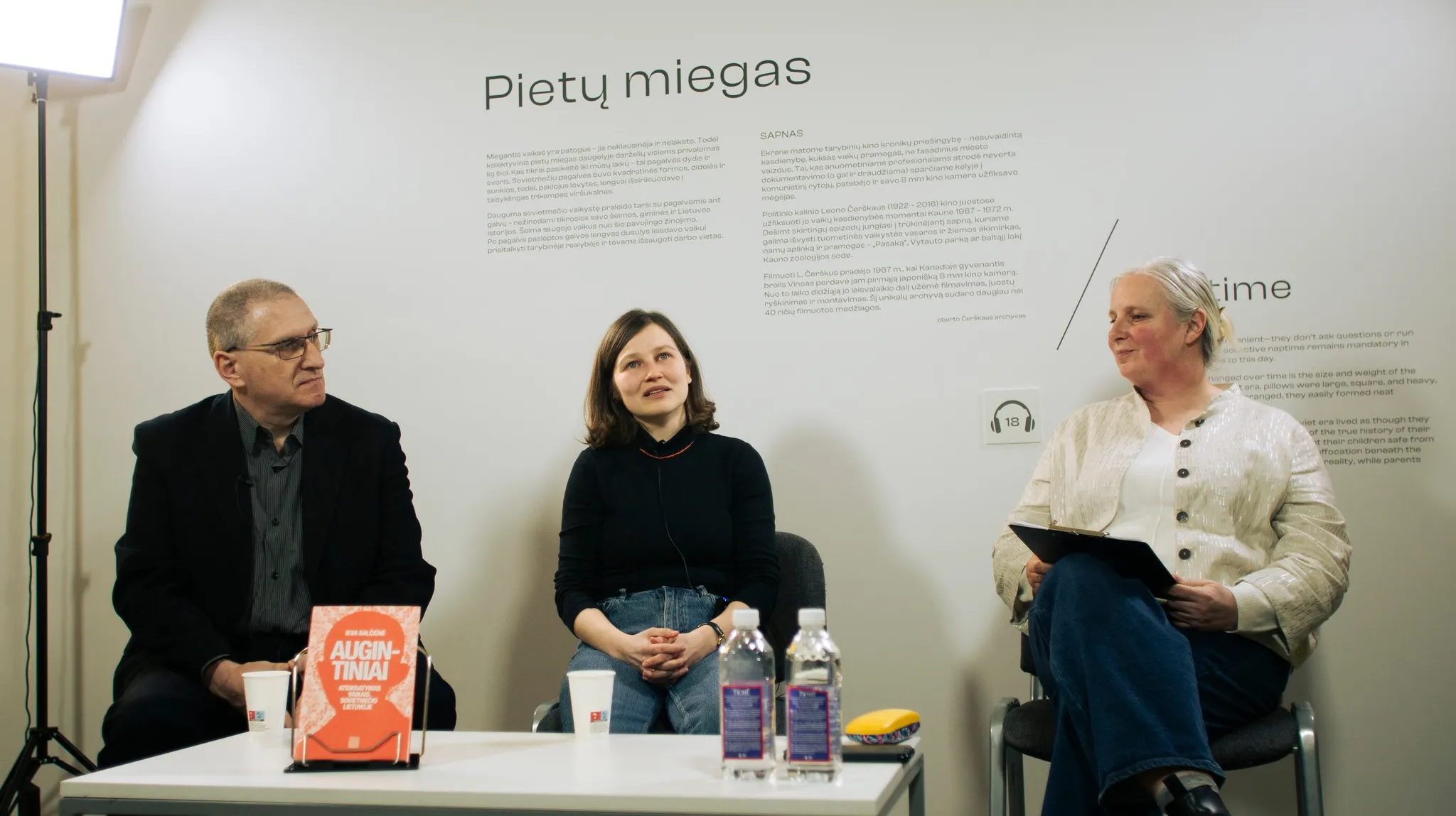 Knygos „Augintiniai. Atsikratymas vaikais sovietmečio Lietuvoje“ pristatymas./ Kauno paveikslų galerijos nuotr.