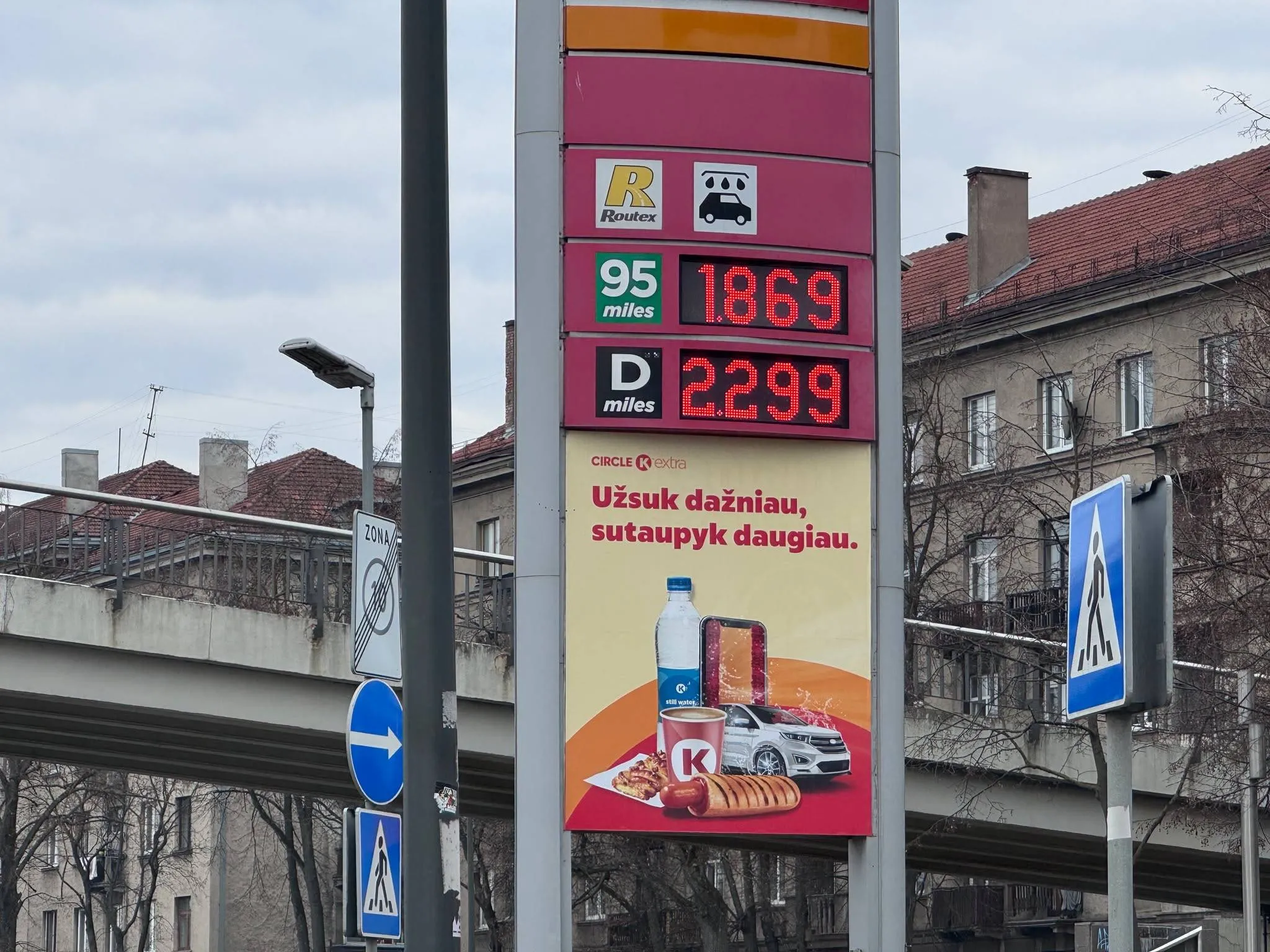 Dyzelinas, degalinė