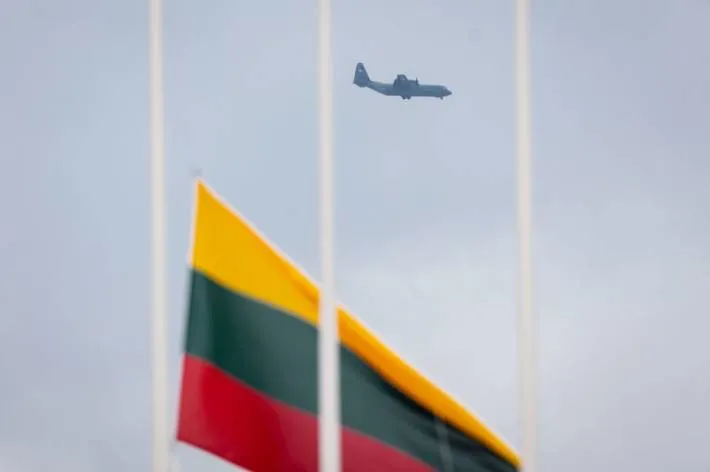 evakuacija, naikintuvas