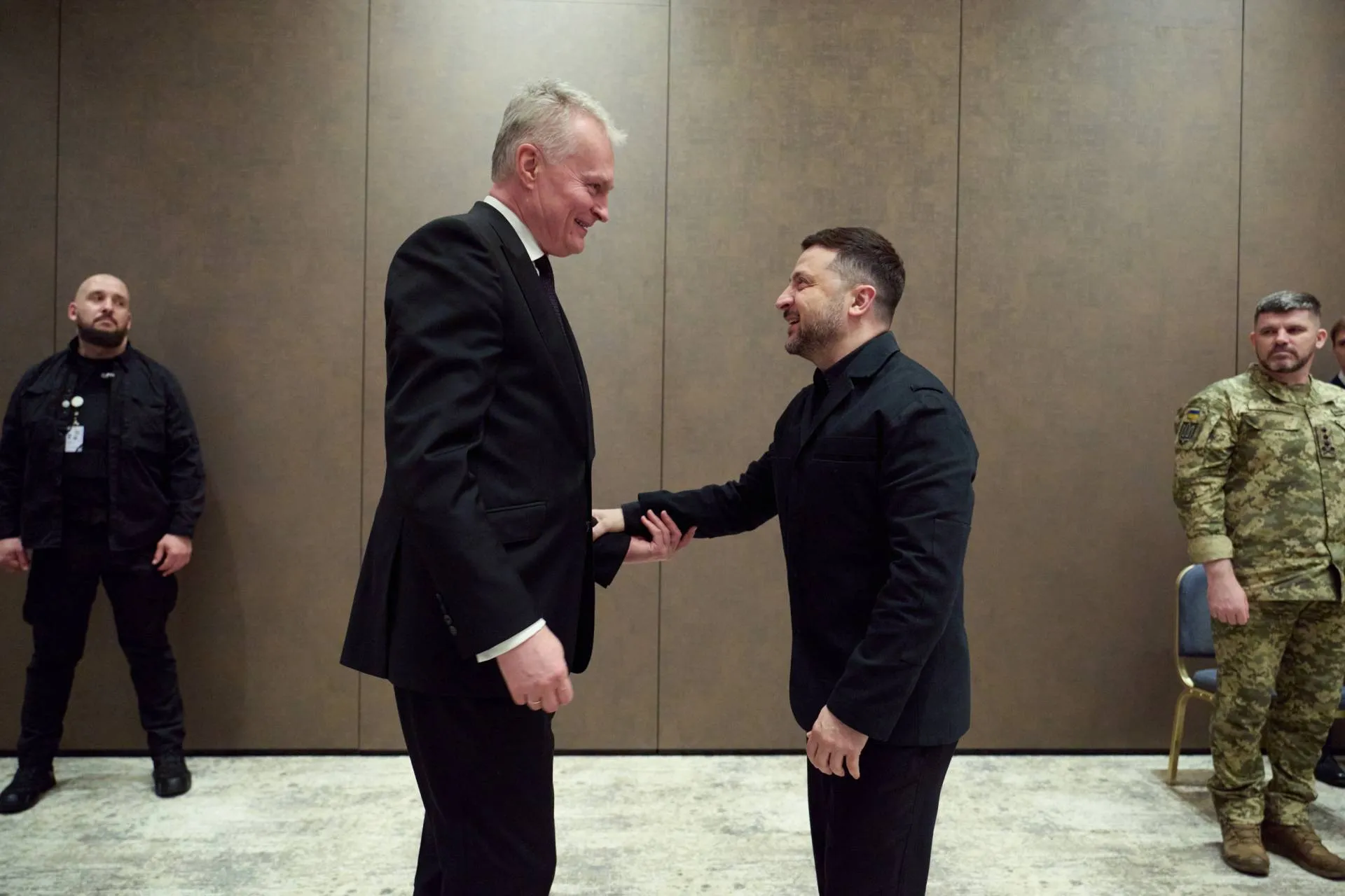 G. Nausėda Kipre susitiko su V. Zelenskiu