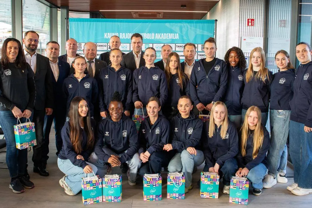 Kauno rajono futbolo akademijos moterų komanda