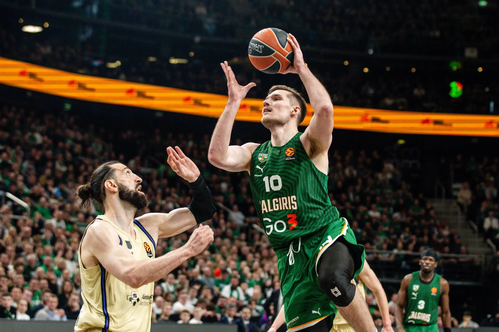 Nemuno saloje pečius surėmė Kauno „Žalgiris“ ir Barselonos „FC Barcelona“