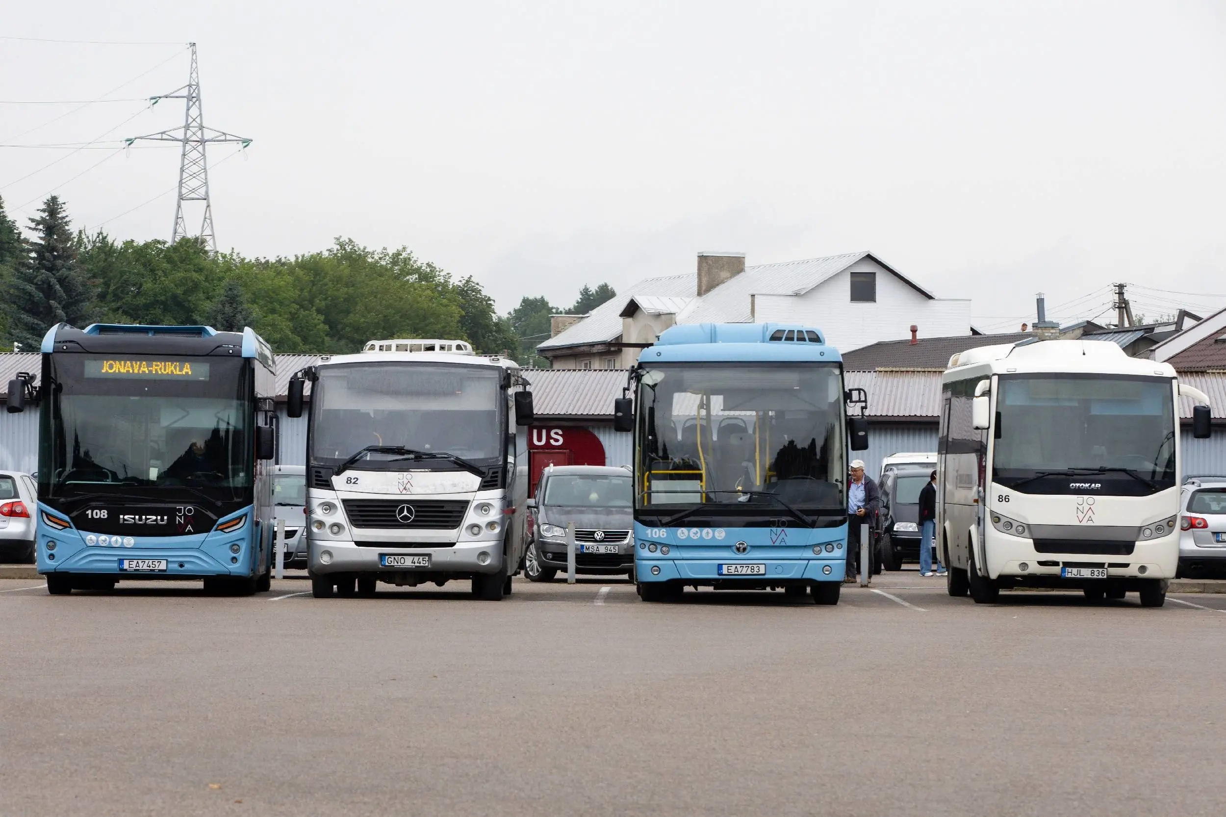 Autobusai