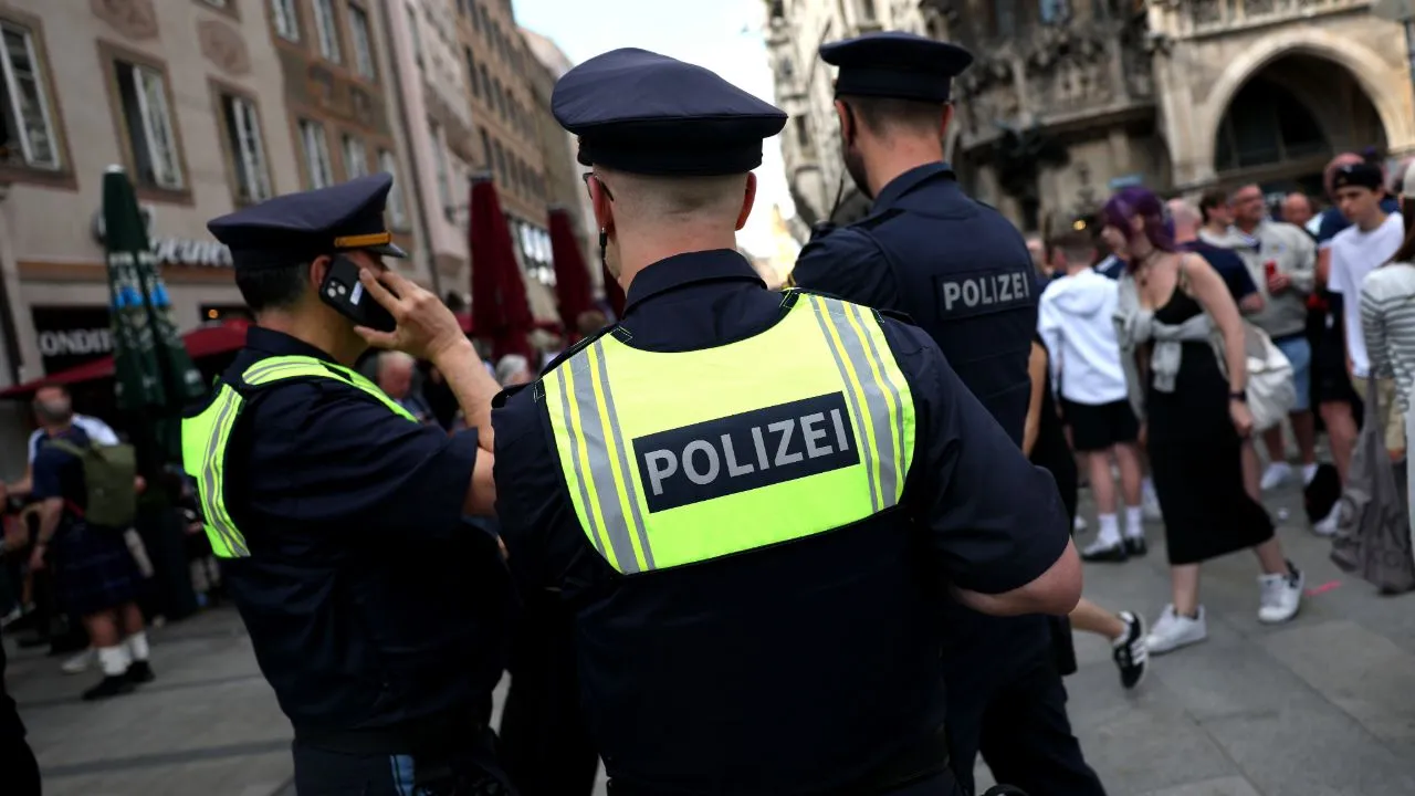 Grenscontroles succes: tientallen criminelen en illegalen gearresteerd in Duitsland