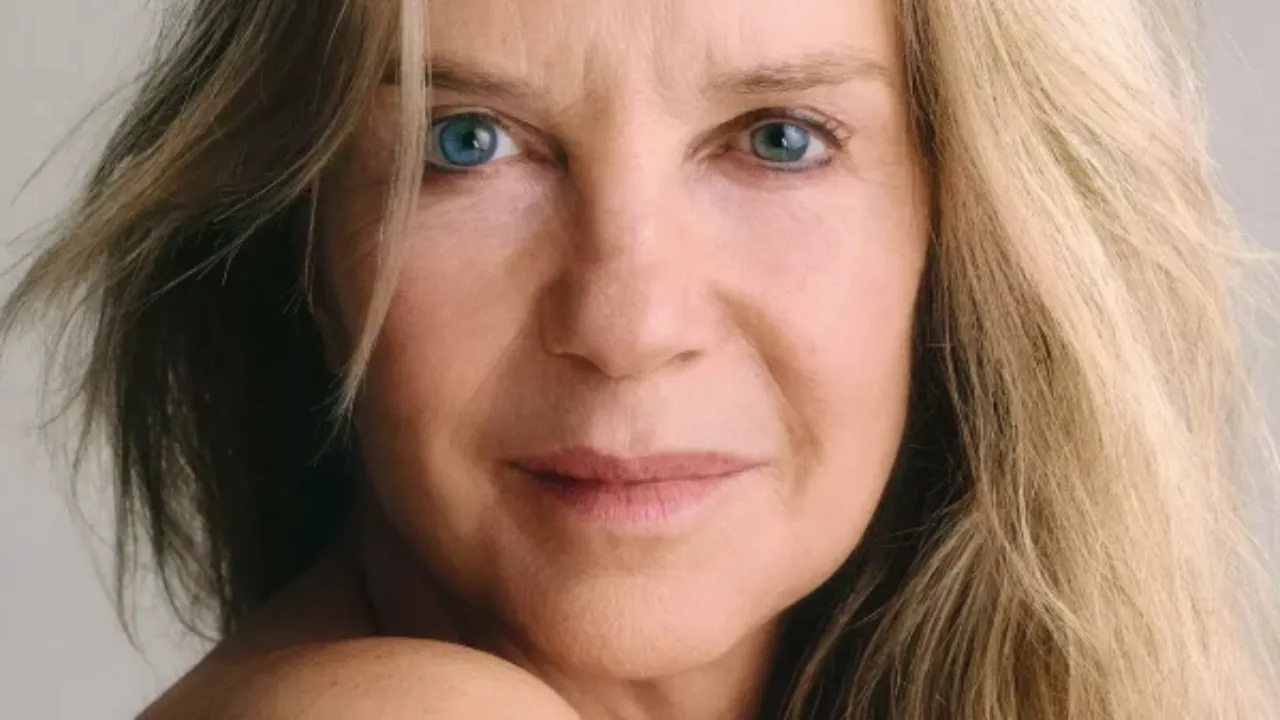 Linda de Mol shockeert lezers met make-up loze cover