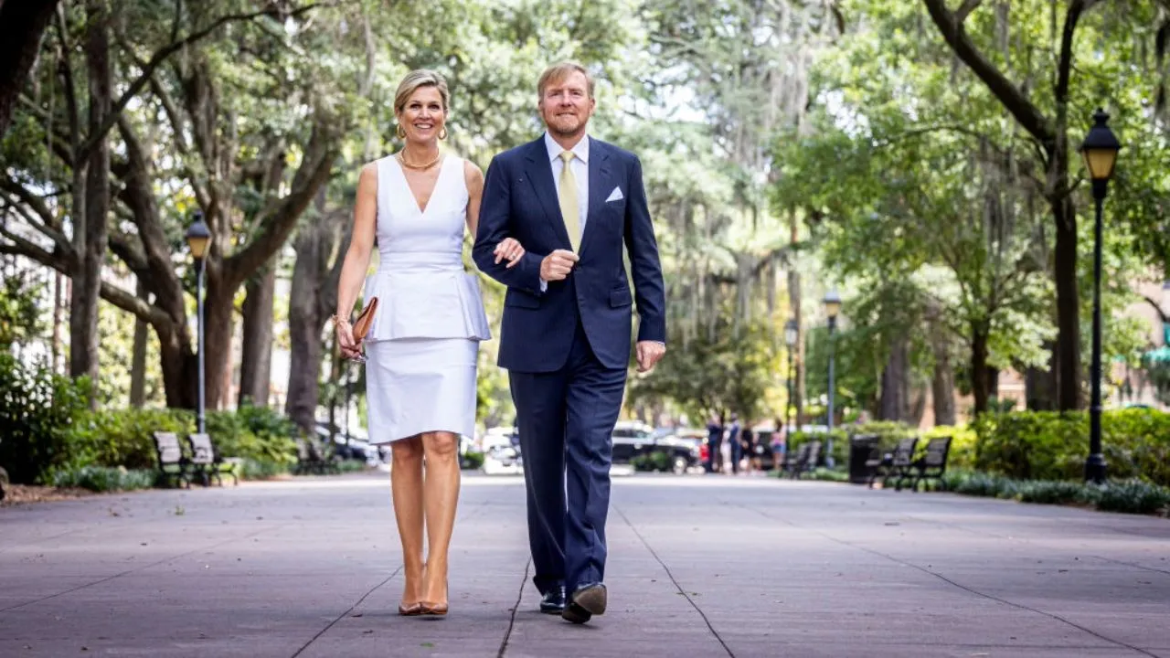 Willem-Alexander en Máxima feesten er op los in Mallorca