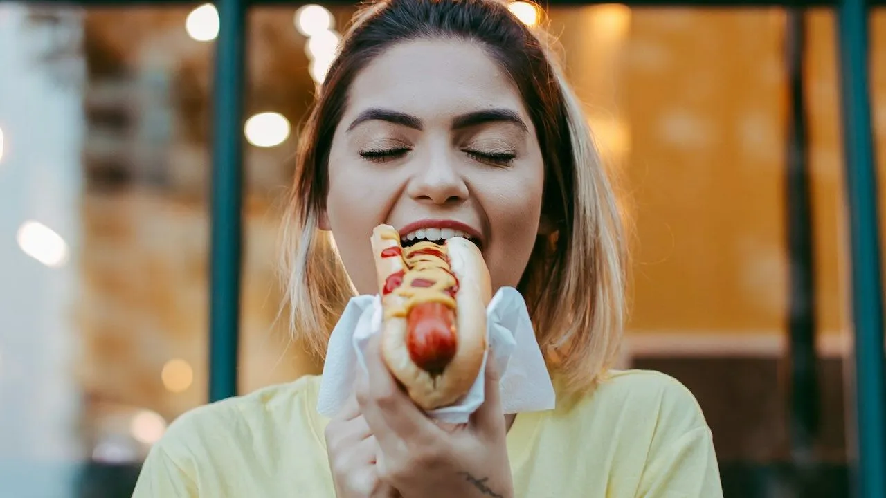 18 soorten bewerkt eten die je beter kunt laten liggen