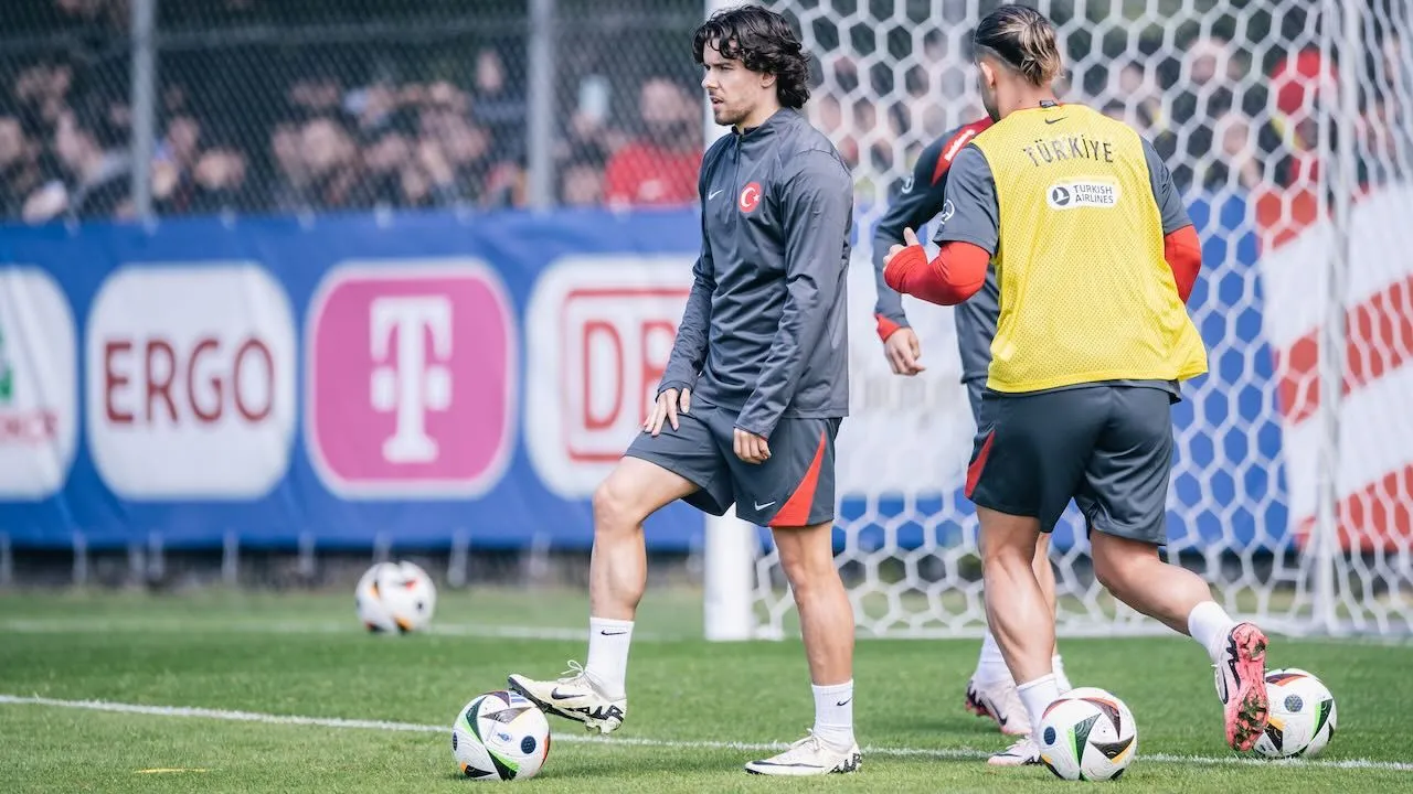 Wanneer moet Turkije voetballen op het EK? Bekijk hier het schema