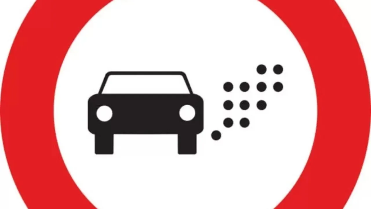 Nieuwe verkeersborden kunnen hoge boetes opleveren-Dit betekenen ze echt