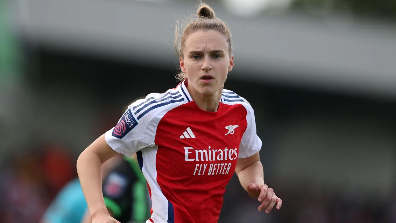 Voetbalster Miedema tekent voor drie jaar bij Manchester City