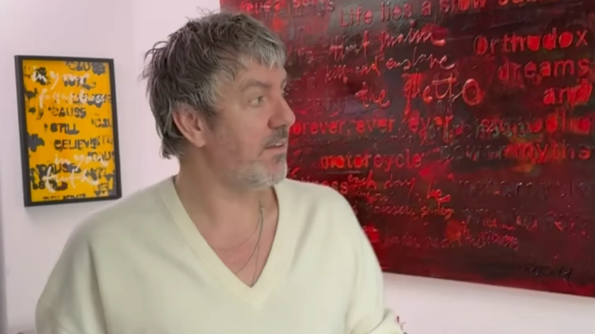 Ruud de Wild showt eindelijk zijn nieuwe vriendin