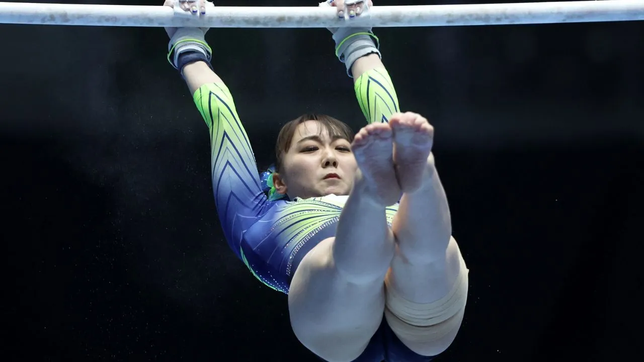 Japanse turnster uit olympische selectie gezet vanwege roken en drinken