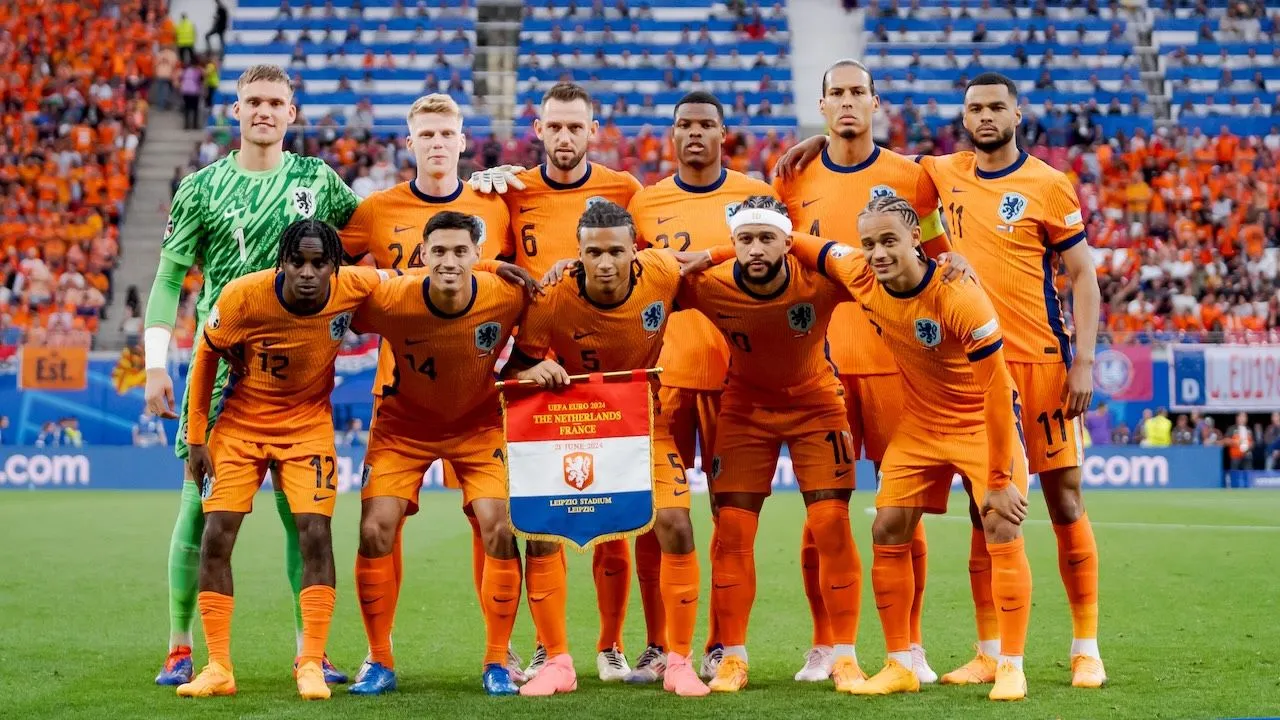 opstelling nederlands elftal turkije