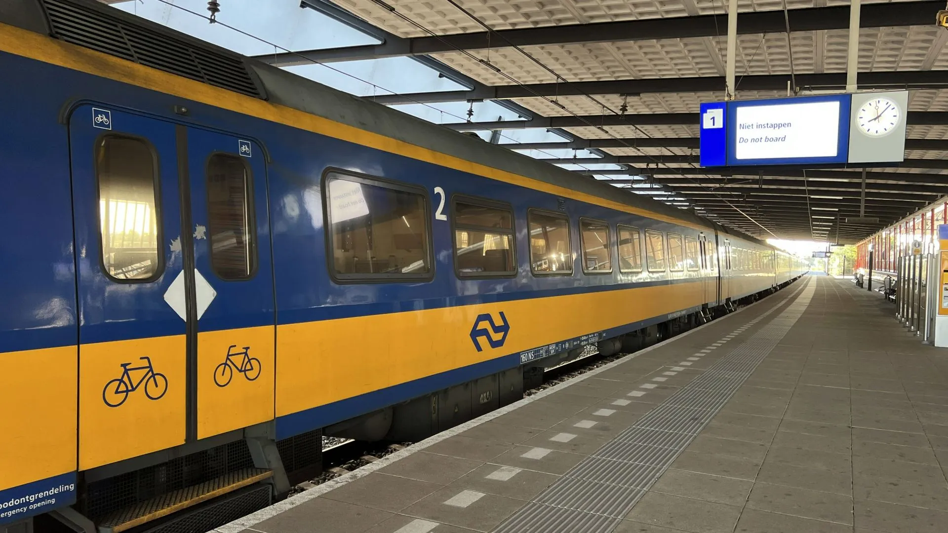 NS gaat prijzen treinkaartjes flink opkrikken: zoveel betaal je meer in 2025