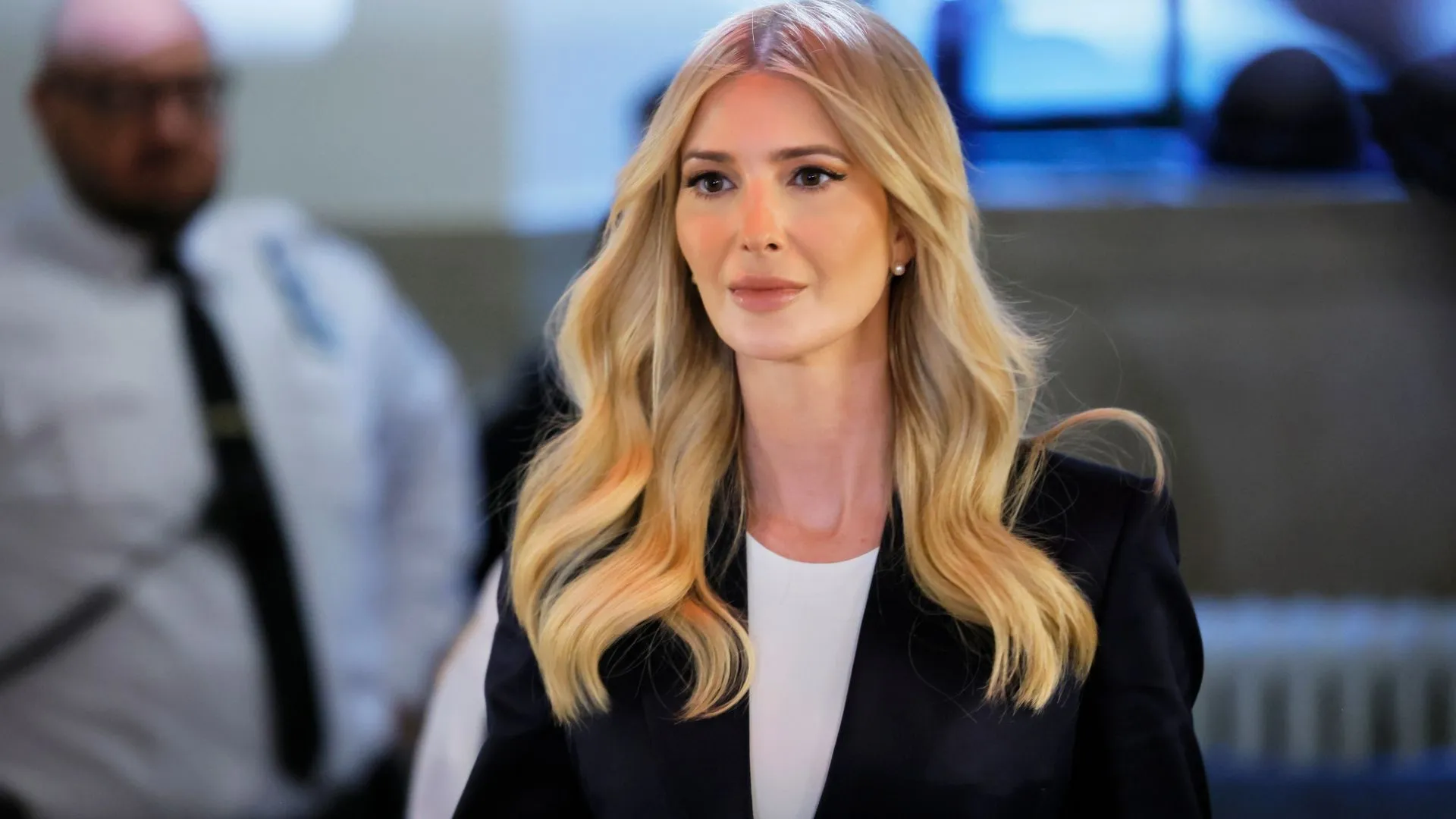 Zoveel geld trok Trump uit de staatskas voor de cosmetische ingrepen van zijn familie