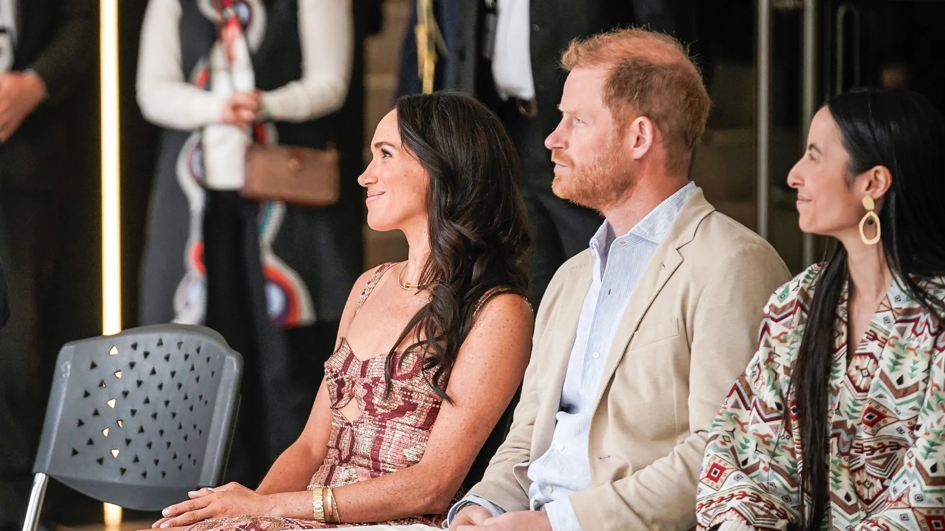 Meghan Markle geeft prins Harry bot bevel: 'Hand!'