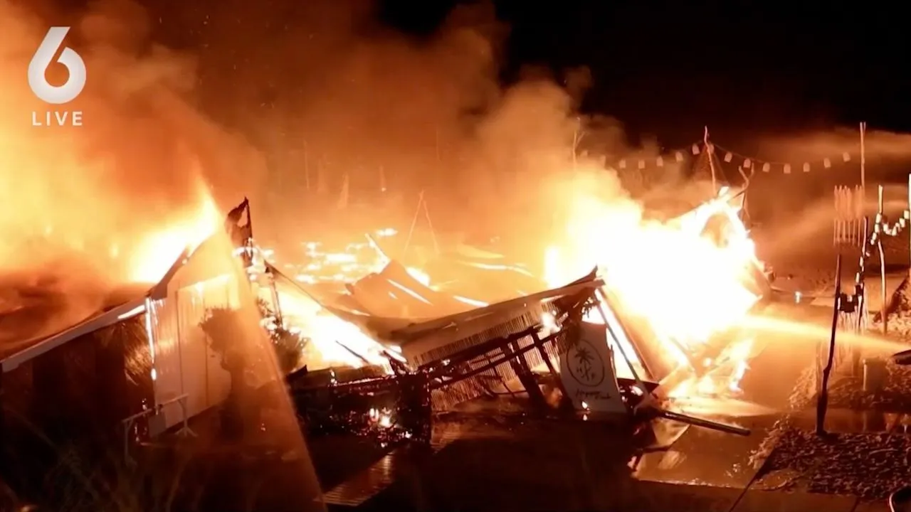 strandtent zandvoort hippie fish afgebrand