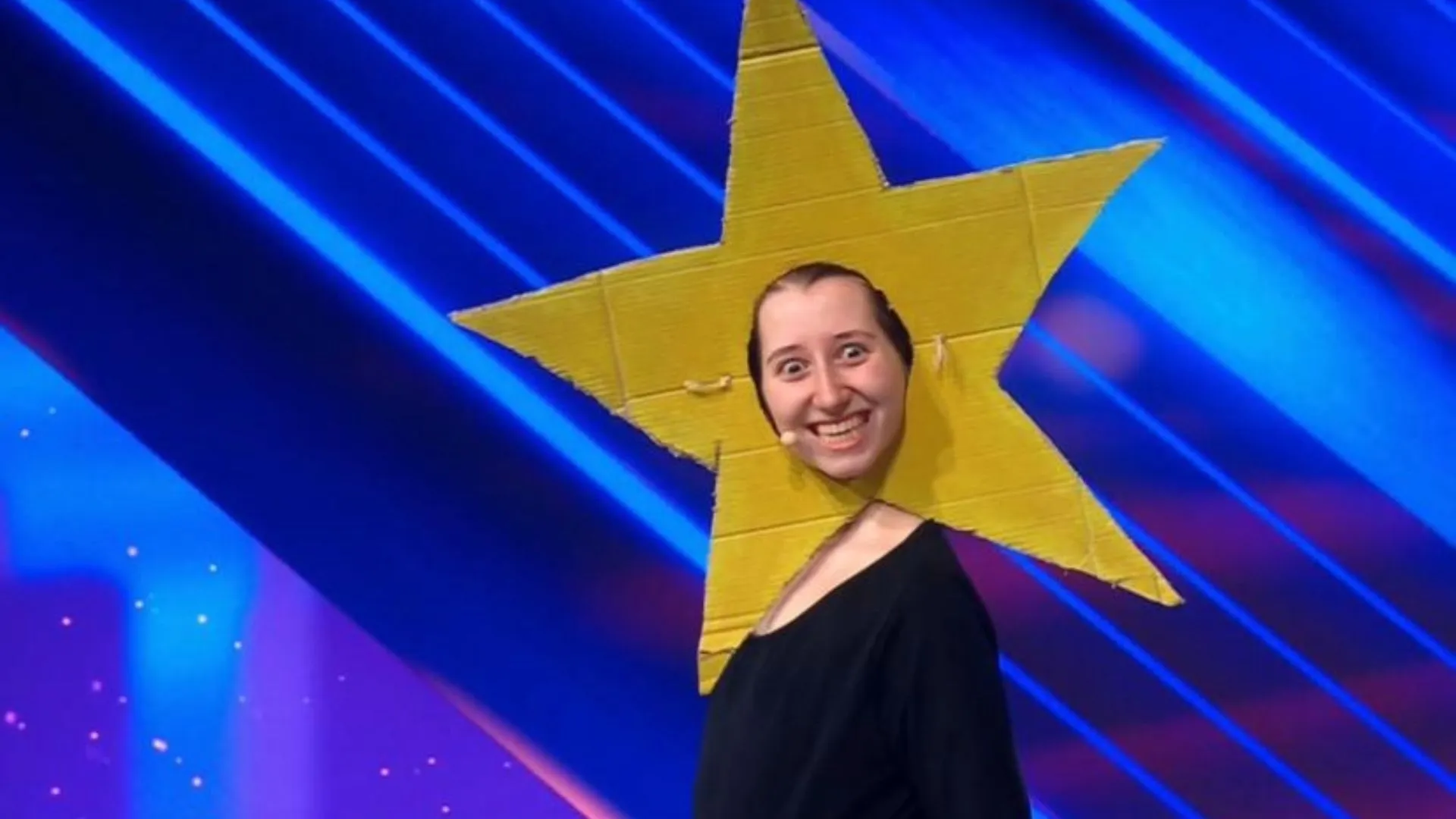 Vrouw wordt van podium Holland’s Got Talent gestuurd: ‘Beveiliging!’