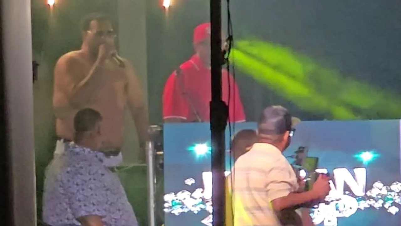 Rapper Fatman Scoop (53) overlijdt plotseling na instorting tijdens optreden
