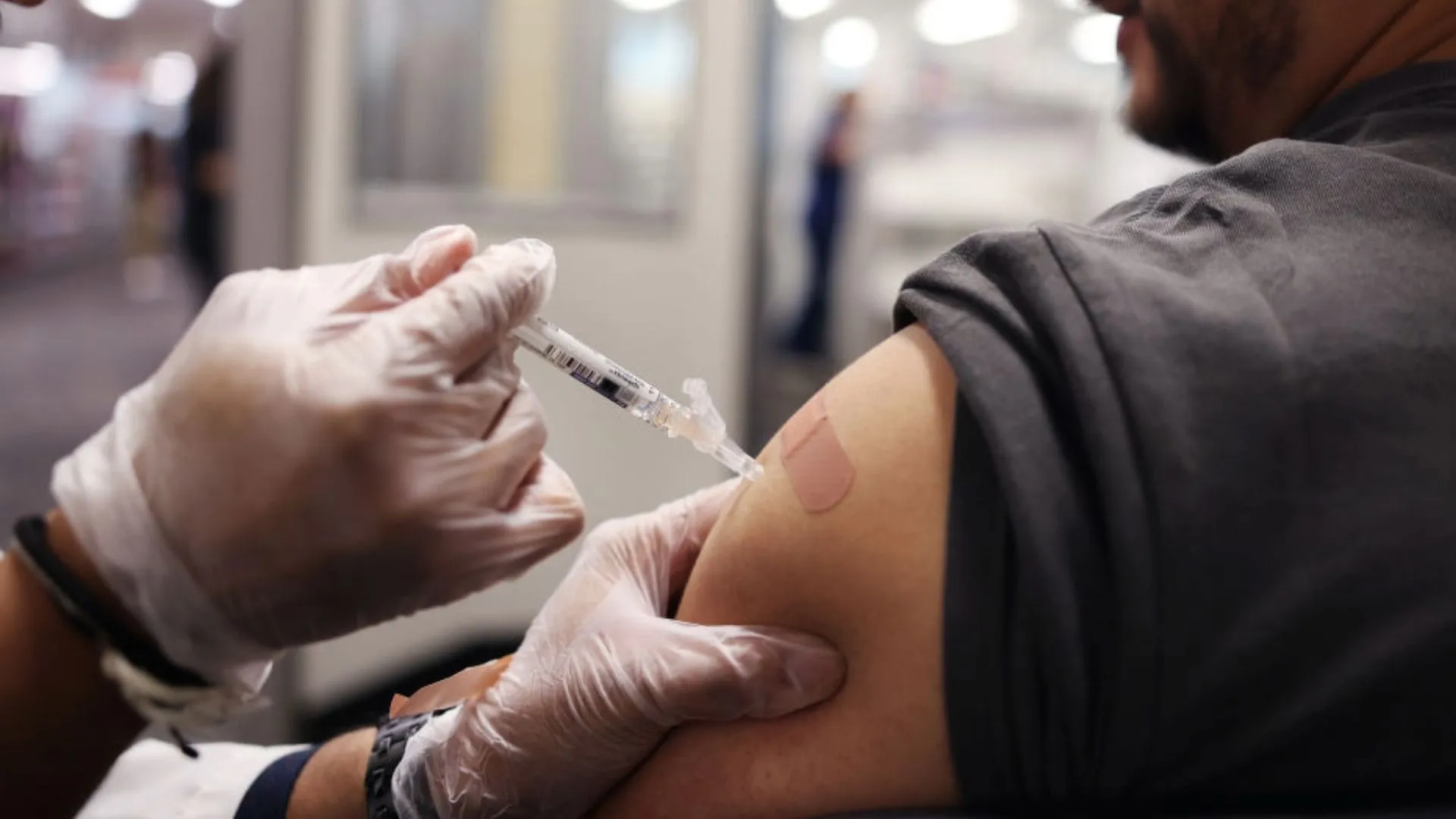 Coronavirus beleeft hoogste piek sinds januari