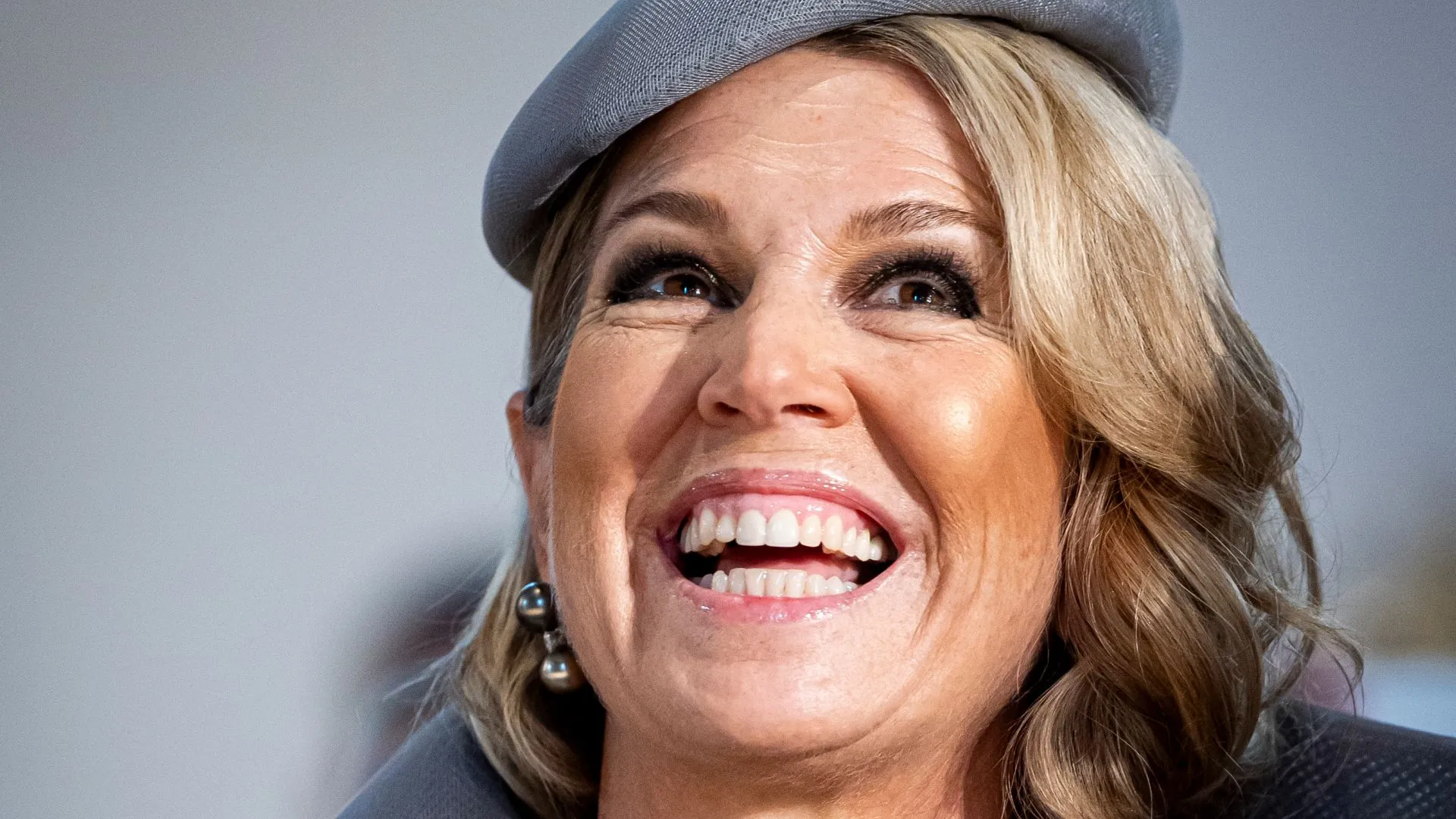 Máxima verrast iedereen met geniale kledingkeuze voor Marokkaanse modetentoonstelling