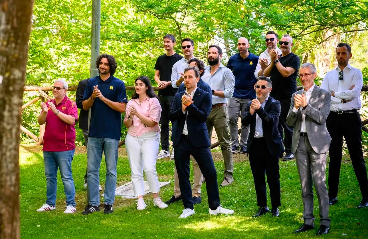Squadra riunita a Trigoria: dalla colazione al saluto ai dipendenti dopo la qualificazione in Champions 25.05.2026