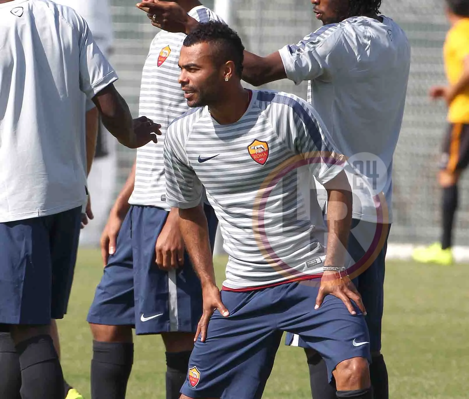 ashley cole maglia champions