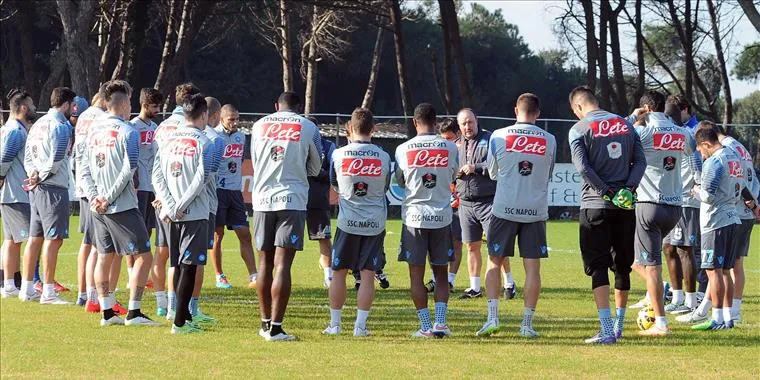 benitez allenamento squadra