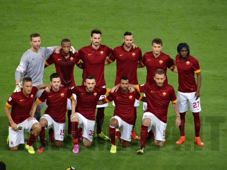 foto squadra presentazione roma fenerbahce 190814